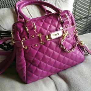 STEVEN MADDEN FUSCHIA PURSE!